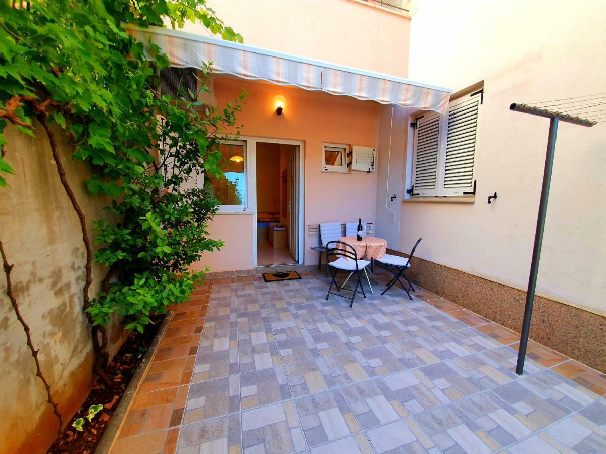 Apartmani Andreja Dramalj Buitenkant foto